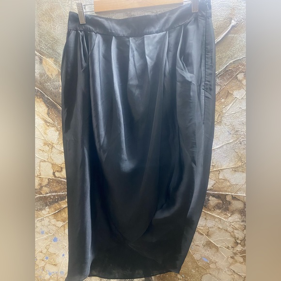 Forever New Dresses & Skirts - Black Tulip Drape skirt. Forever new. Never used.
